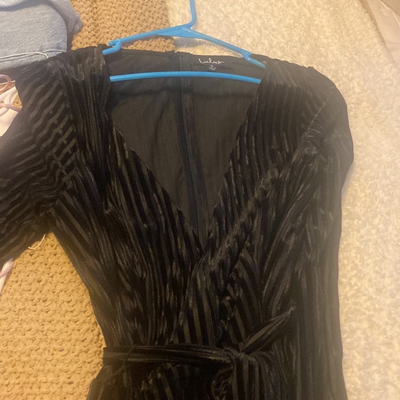 Lulus Striking a Pose Black Velvet long sleeve jumpsuit Size: S - Picture 3 of 3